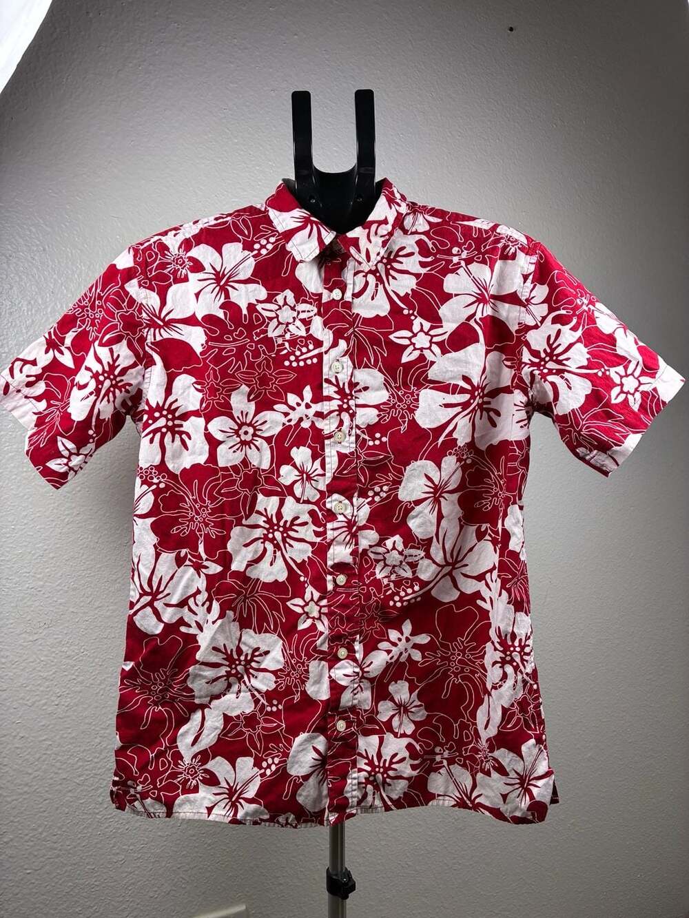 Cherokee Hawaiian Button Down Shirt Size XL 14/16 Red White Floral Aloha